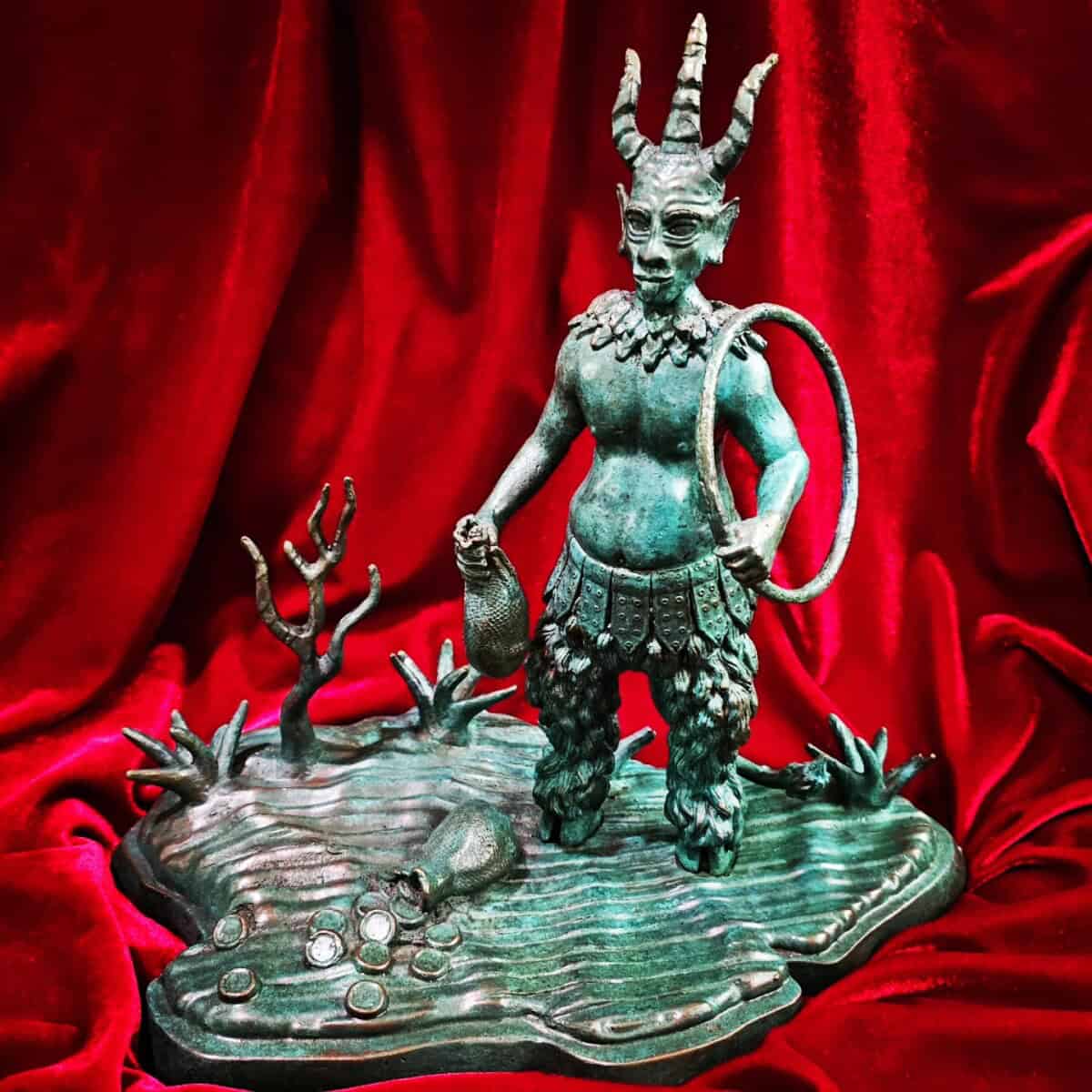 Estátua de Lucifuge em Bronze