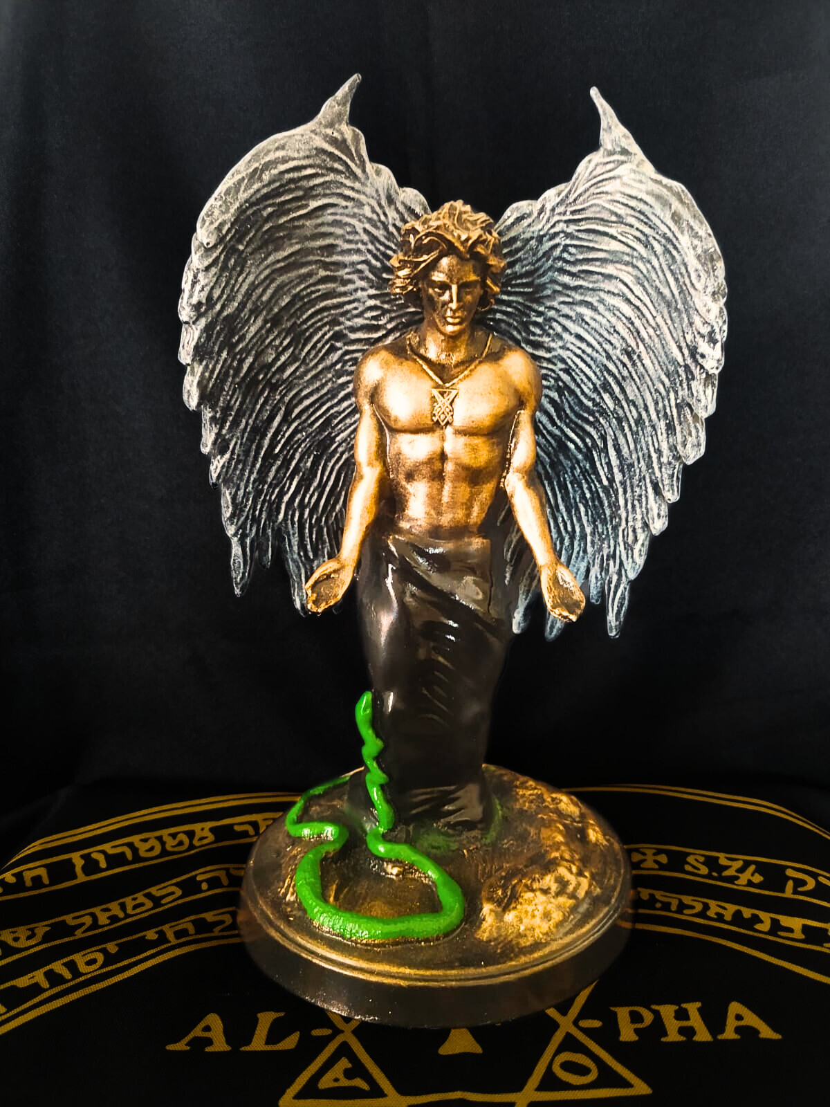 Estátua de Lúcifer