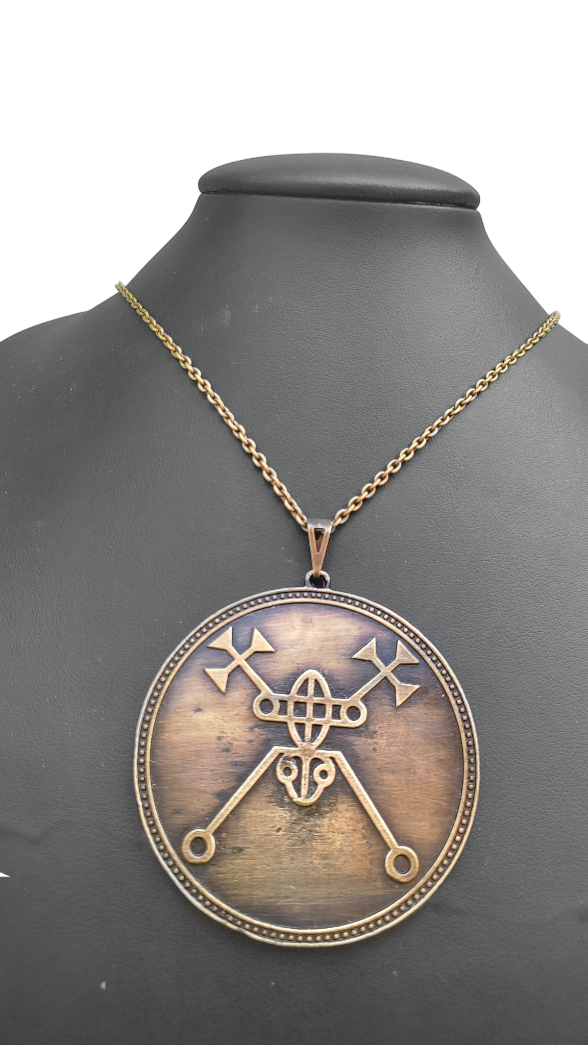 Medalhão de Baal Edição Especial